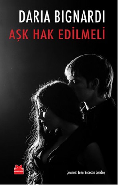 Aşk Hak Edilmeli kitabı