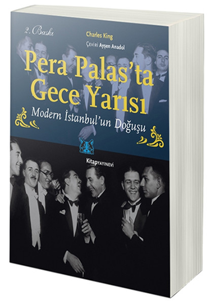 Pera Palas'ta Gece Yarısı kitabı